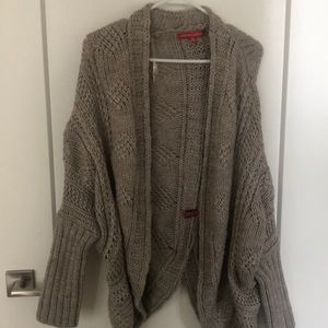 Saks Fifth Ave grey sweater